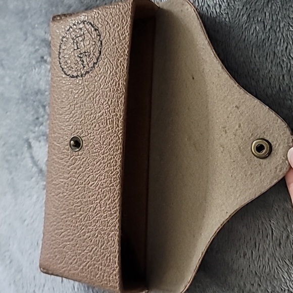 Ray-Ban Sunglasses Case - Picture 6 of 6